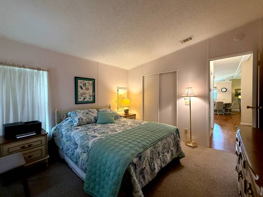 8104 Lake View Dr S a Ellenton, FL Mobile or Manufactured Home for Sale